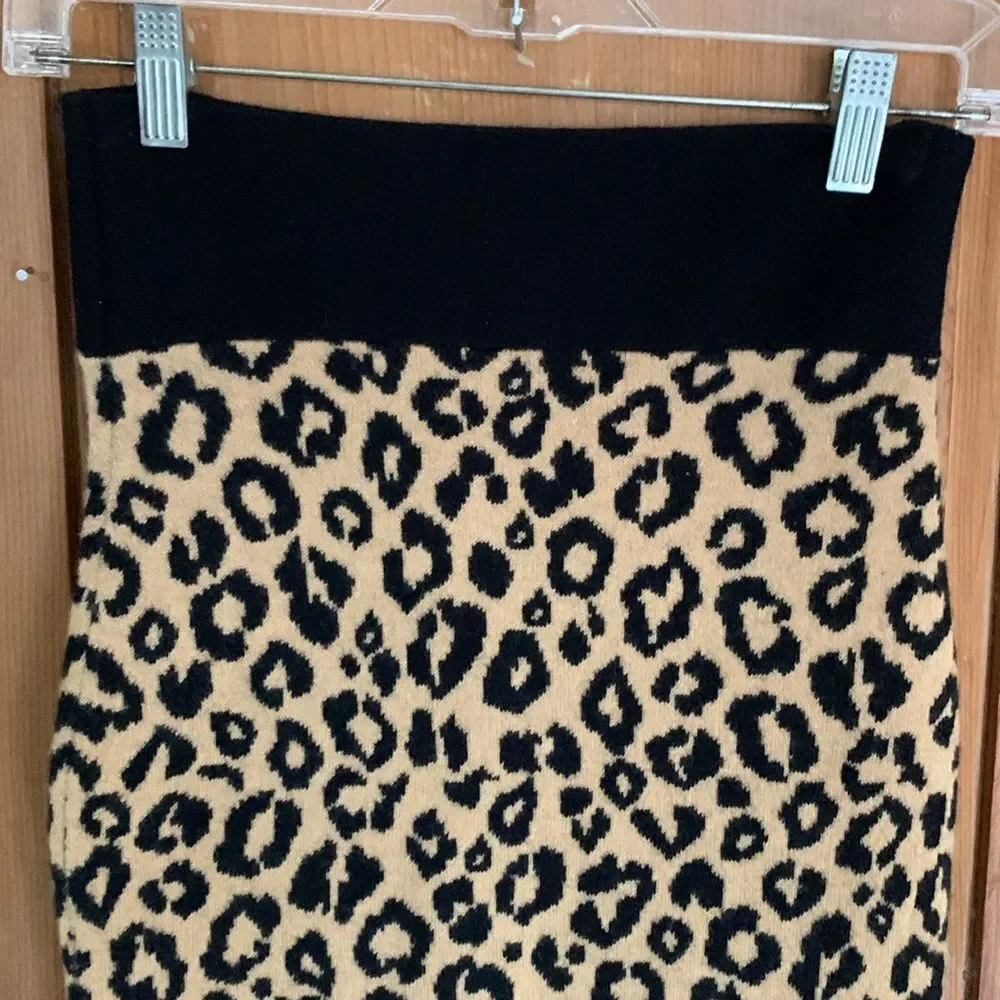 Veronica Beard Bethel leopard print wool pencil skirt - Picture 3 of 9